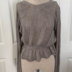 Elegant Gray Women's Sweater